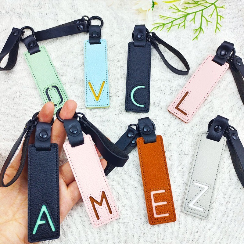 Monogram Keychain Leather - Klassieke Pu Lederen Sleutelhanger A-Z 26